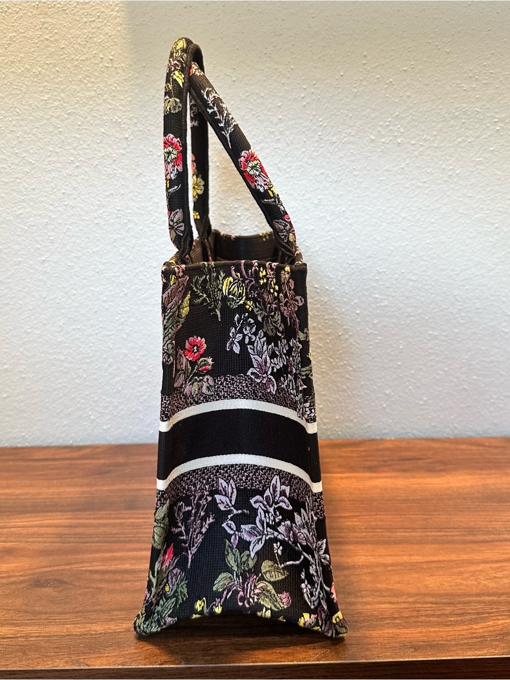 INSPIRED Black Floral Embroidered Logo Book Tote - Picture 3 of 12